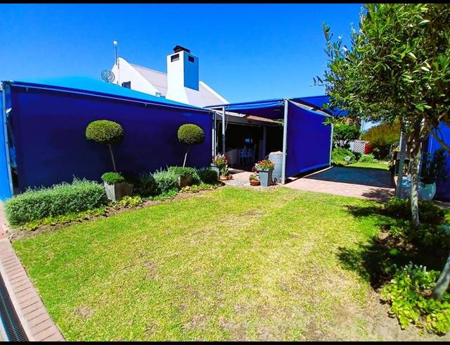 1 BEDROOM HOUSE FOR SALE IN STILBAAI EAST